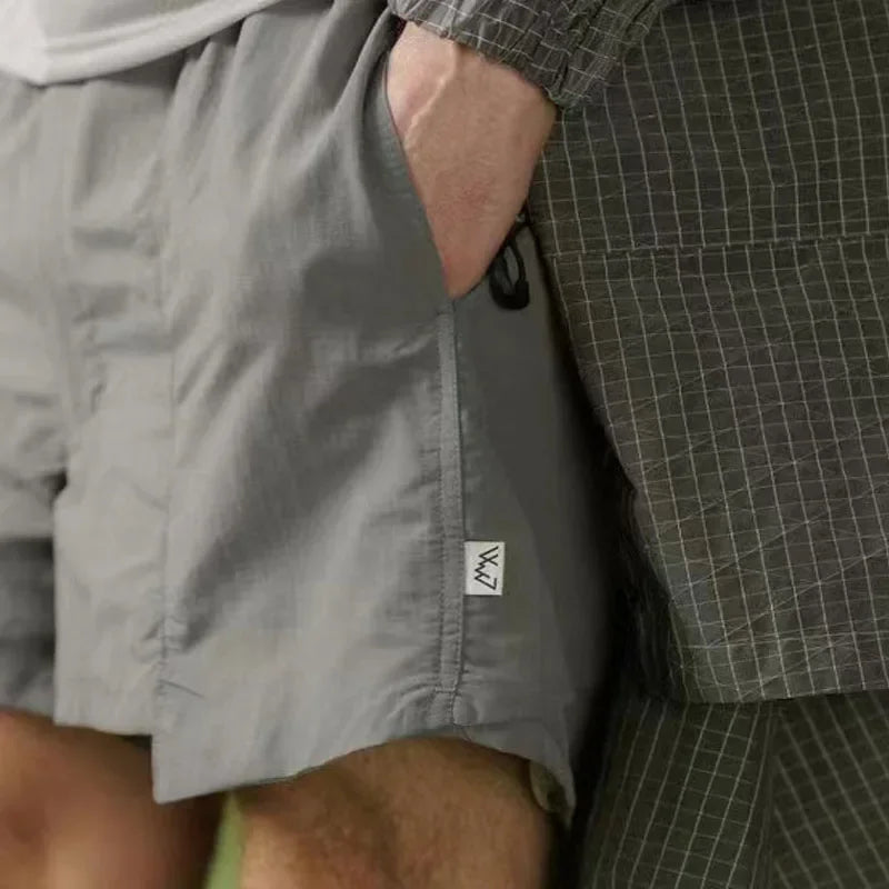 COMFY Lightweight Nylon Waterproof Loose Shorts 22SSity Boy Fashion CMF Capris for Men New Arrival